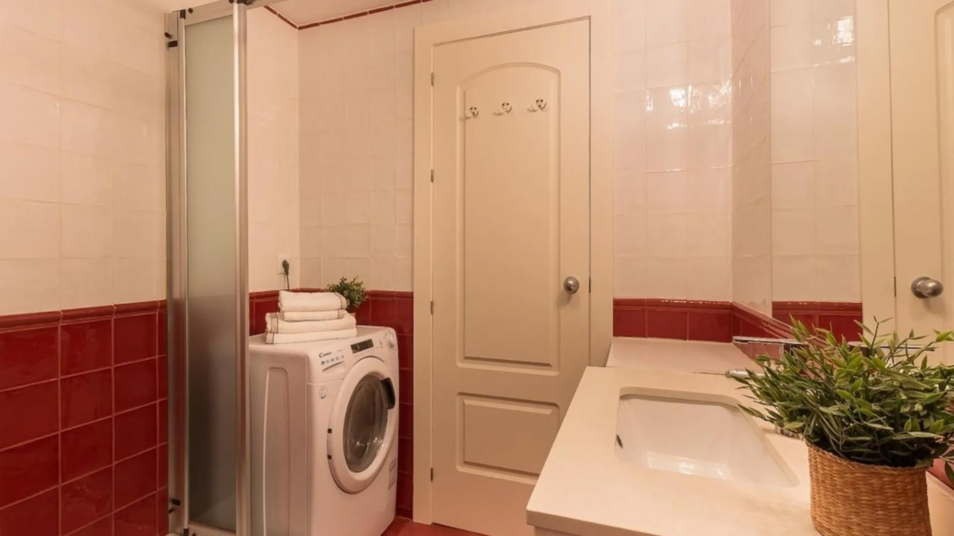 Apartment With Shared Pool Near Beach Torremolinos