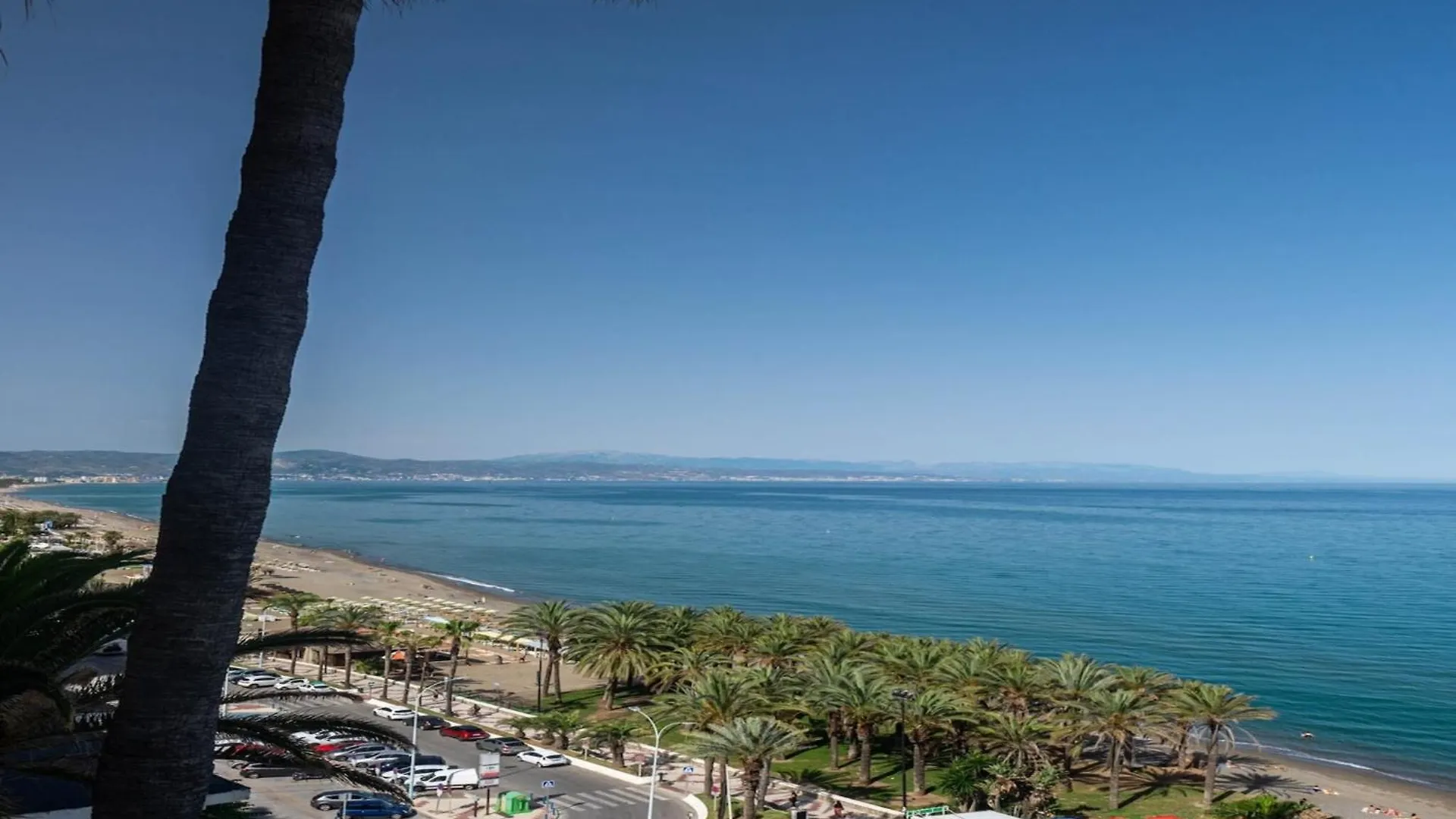 Apartment With Shared Pool Near Beach Torremolinos
