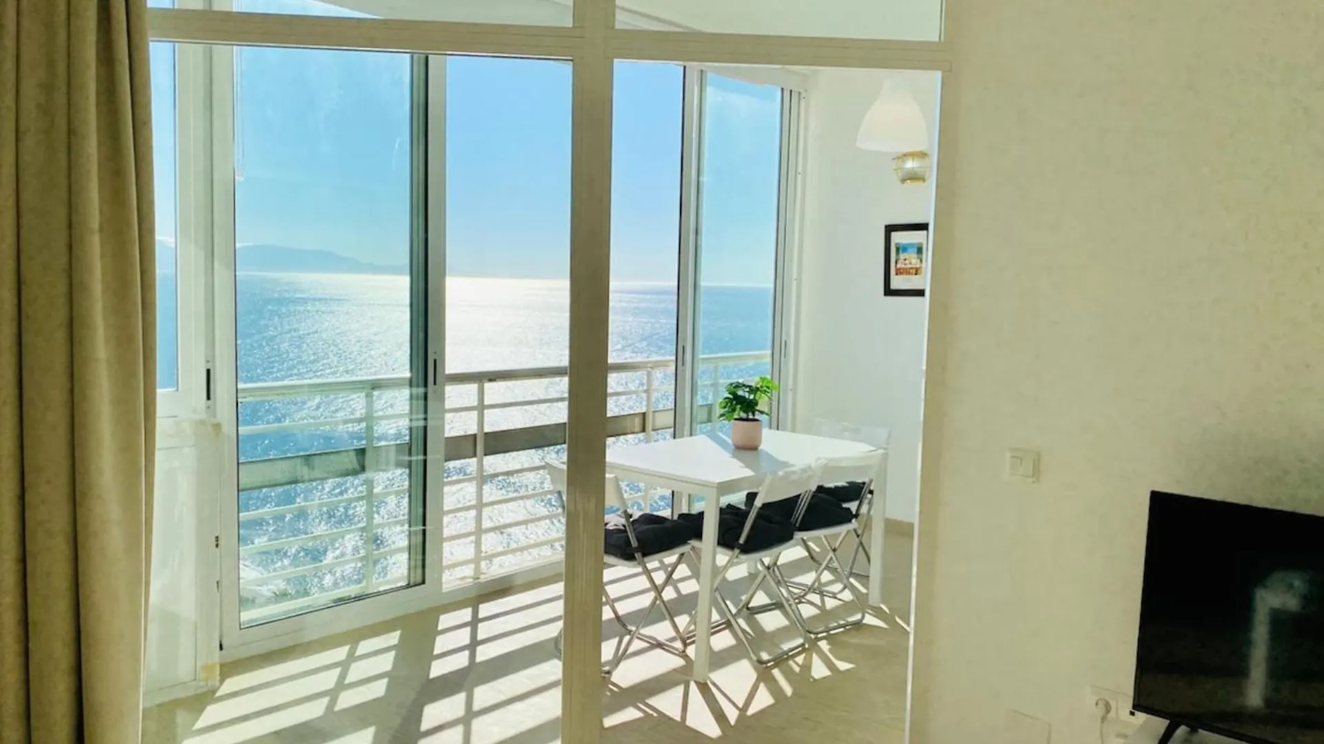 Apartment With Shared Pool Near Beach Torremolinos 0*,  Spanje